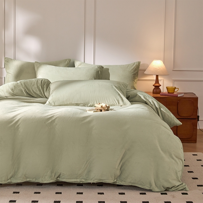 91家纺网 家纺一手货源 找家纺 618家纺 2025新款樱花绒单品四件套系列-单被套 青柠