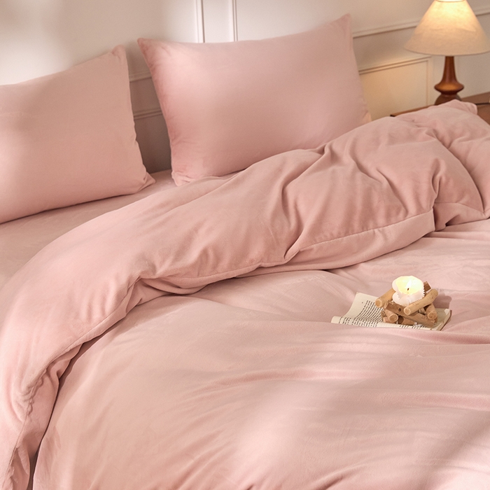 91家纺网 家纺一手货源 找家纺 618家纺 2025新款樱花绒单品四件套系列-单被套 雾粉