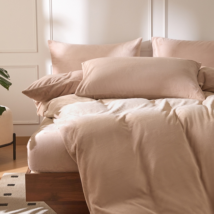 91家纺网 家纺一手货源 找家纺 618家纺 2025新款樱花绒单品四件套系列-单被套 浅驼