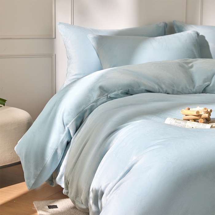 91家纺网 家纺一手货源 找家纺 618家纺 2025新款樱花绒单品四件套系列-单被套 雾蓝