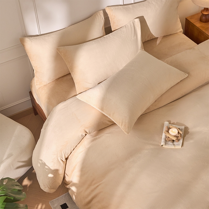 91家纺网 家纺一手货源 找家纺 （总）618家纺 2025新款樱花绒单品四件套系列-四件套