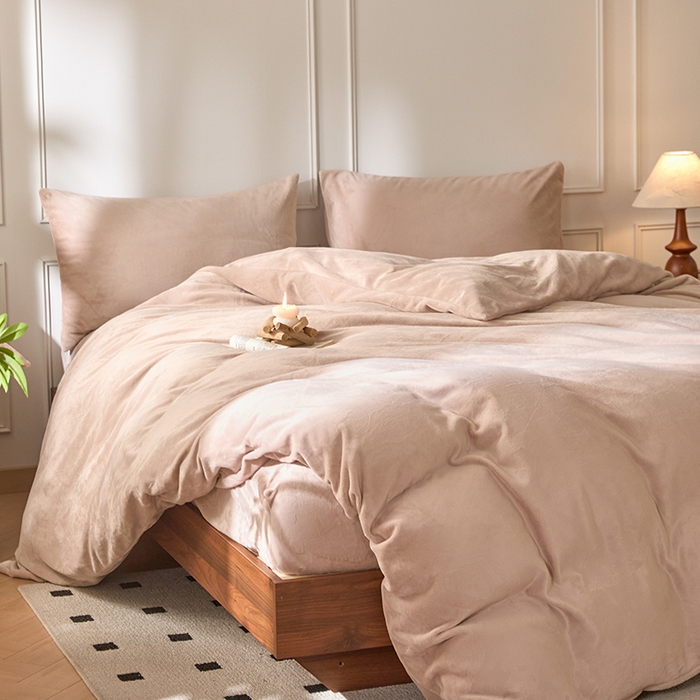 91家纺网 家纺一手货源 找家纺 618家纺 2025新款樱花绒单品四件套系列-四件套 浅驼