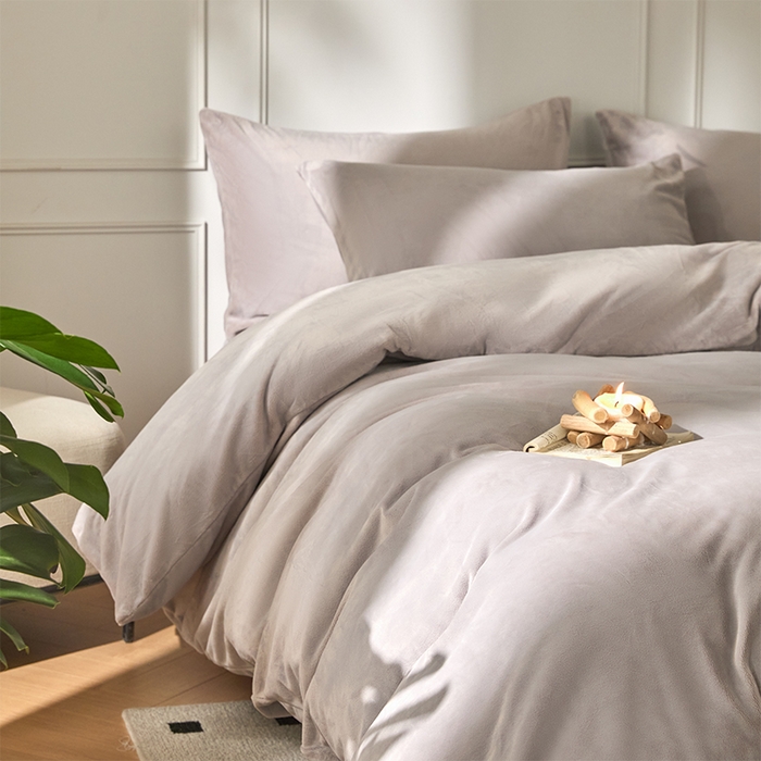 91家纺网 家纺一手货源 找家纺 618家纺 2025新款樱花绒单品四件套系列-四件套 雾灰