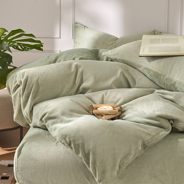 91家纺网 家纺一手货源 找家纺 618家纺 2025新款樱花绒单品四件套系列-四件套 青柠