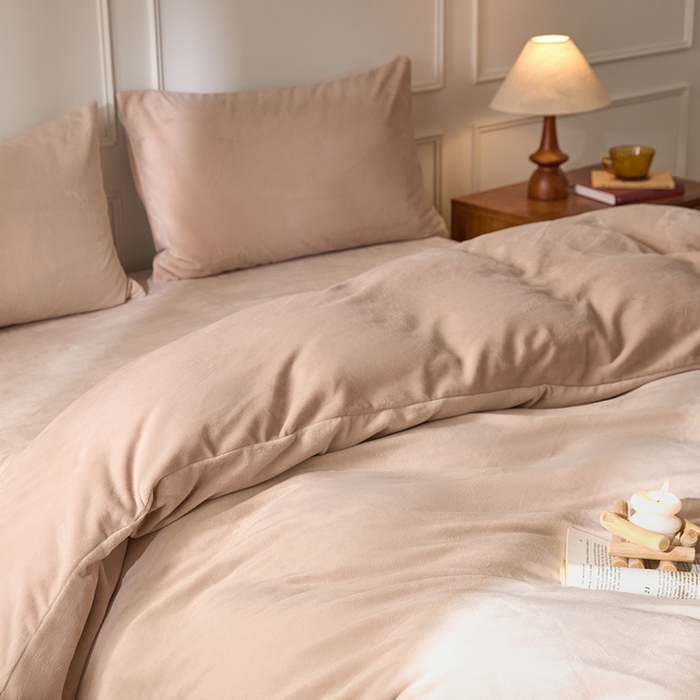 91家纺网 家纺一手货源 找家纺 618家纺 2025新款樱花绒单品四件套系列-四件套 浅驼