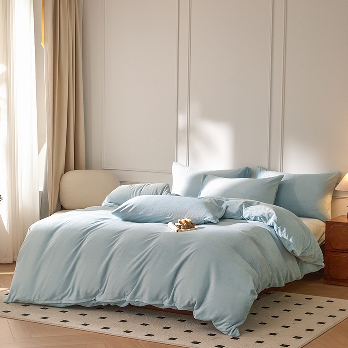 91家纺网 家纺一手货源 找家纺 618家纺 2025新款樱花绒单品四件套系列-四件套 雾蓝