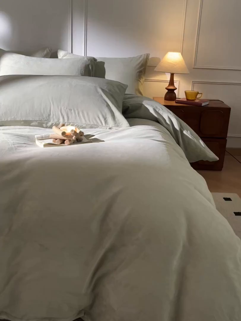 91家纺网 家纺一手货源 找家纺 618家纺 2025新款樱花绒单品四件套系列-四件套 青柠