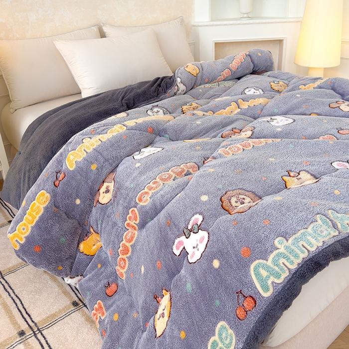 91家纺网 家纺一手货源 找家纺 好梦来家纺（原锦茂家纺） 2025新款印花款A类雪花绒冬被羊羔绒冬被被芯冬季牛奶绒冬被动物乐园