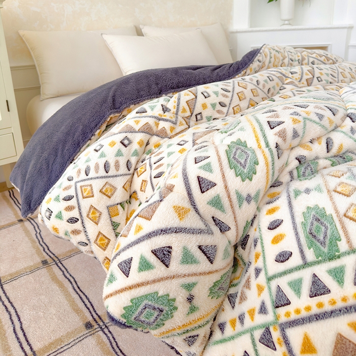 91家纺网 家纺一手货源 找家纺 好梦来家纺（原锦茂家纺） 2025新款印花款A类雪花绒冬被羊羔绒冬被被芯冬季牛奶绒冬被几何