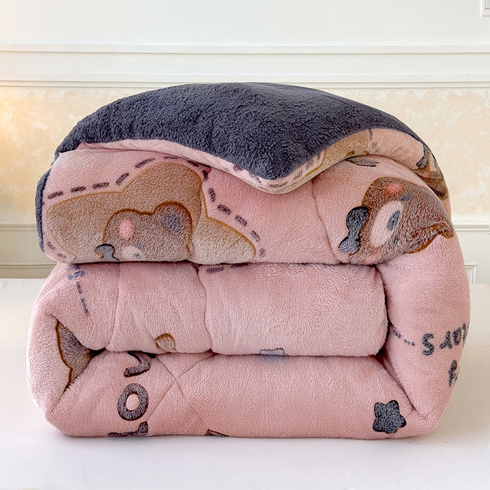 91家纺网 家纺一手货源 找家纺 好梦来家纺（原锦茂家纺） 2025新款印花款A类雪花绒冬被羊羔绒冬被被芯冬季牛奶绒冬被可爱熊