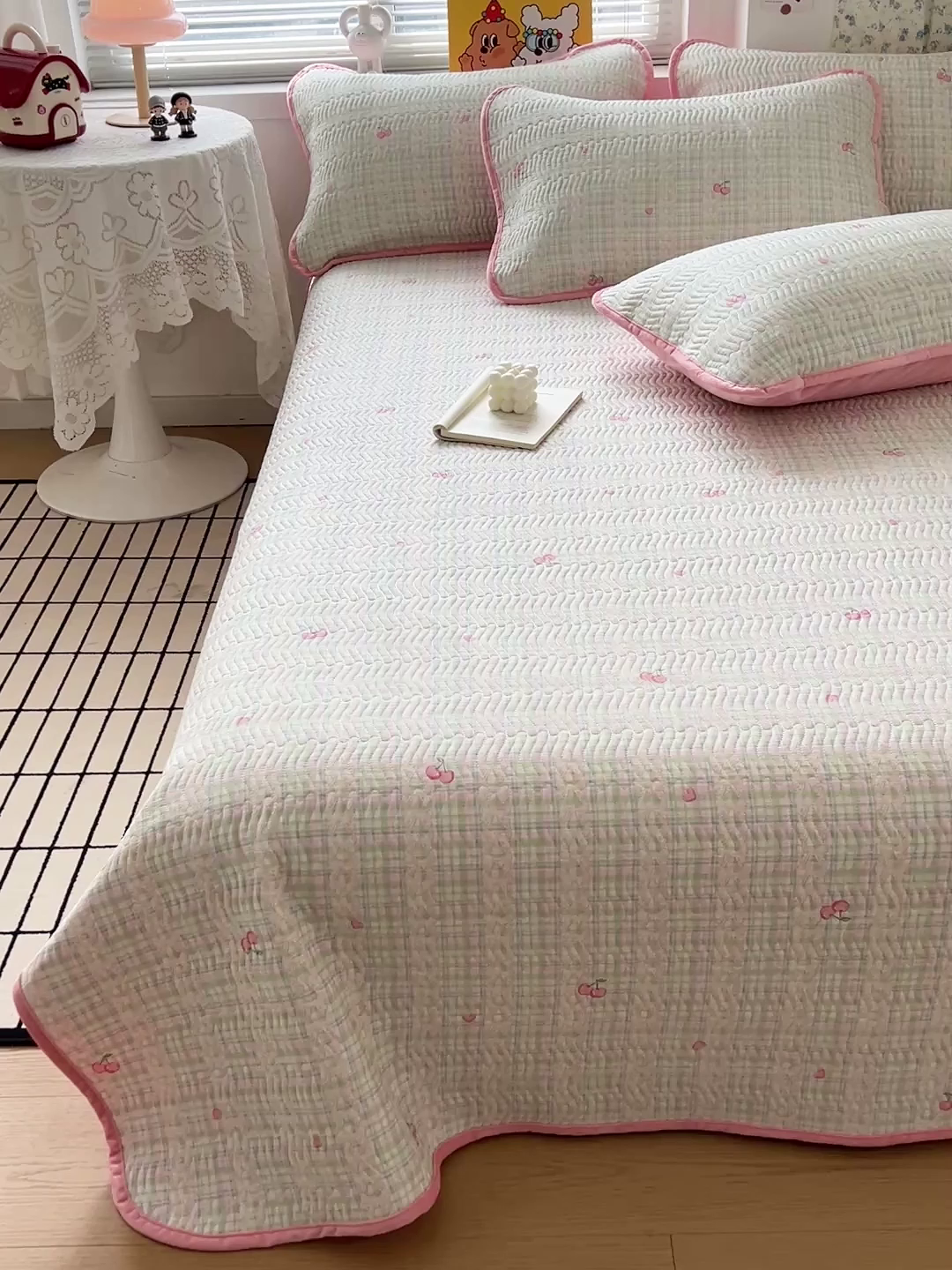 91家纺网 家纺一手货源 找家纺 梦精灵 2025新款棉加绒床盖全棉学生床夹棉床盖双面可用纯棉床单（棉加绒枕套） 棉加绒-薄荷樱桃