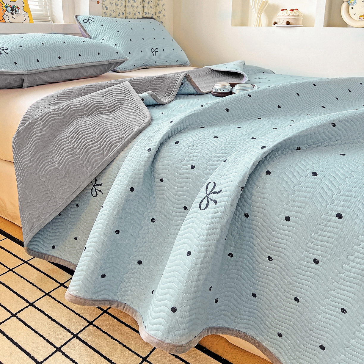 91家纺网 家纺一手货源 找家纺 梦精灵 2025新款棉加绒床盖全棉学生床夹棉床盖双面可用纯棉床单（棉加绒枕套） 棉加绒-波点蝴蝶结