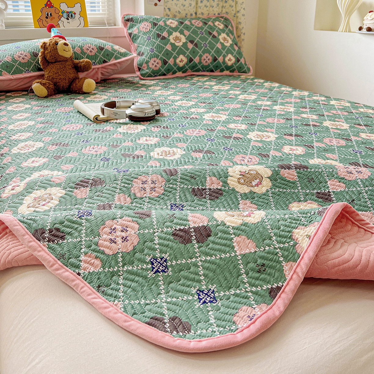 91家纺网 家纺一手货源 找家纺 梦精灵 2025新款棉加绒床盖全棉学生床夹棉床盖双面可用纯棉床单（棉加绒枕套） 棉加绒-樱花小熊