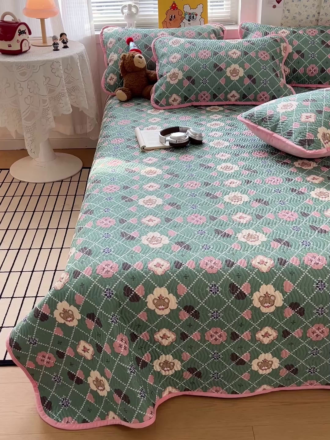 91家纺网 家纺一手货源 找家纺 梦精灵 2025新款棉加绒床盖全棉学生床夹棉床盖双面可用纯棉床单（棉加绒枕套） 棉加绒-樱花小熊