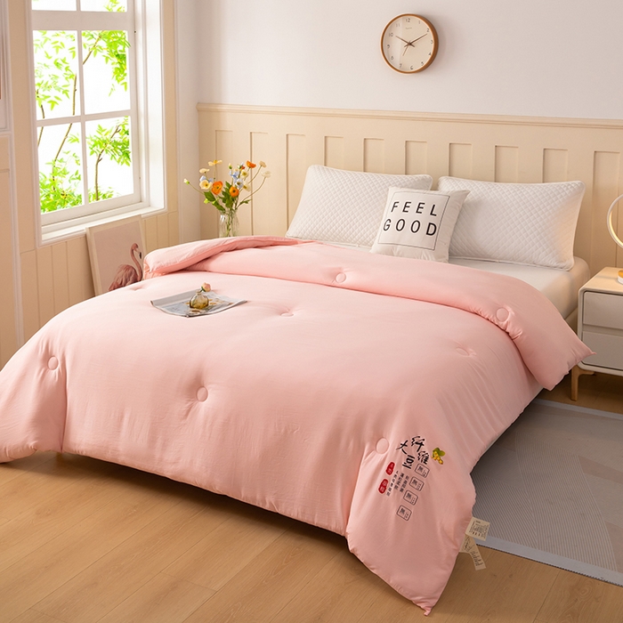 91家纺网 家纺一手货源 找家纺 （总）蝶蔻家纺 2025新款亲肤舒适原棉纯色大豆被被子被芯