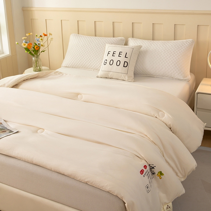 91家纺网 家纺一手货源 找家纺 蝶蔻家纺 2025新款亲肤舒适原棉纯色大豆被被子被芯 本白