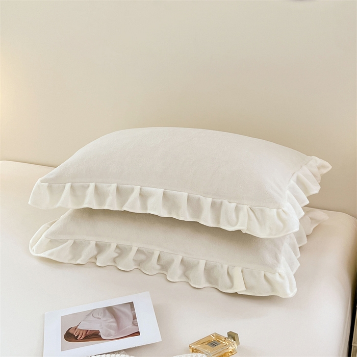 91家纺网 家纺一手货源 找家纺 梦舒羽 2025A类新款牛奶绒花枕套边单人宿舍法兰绒枕头套珊瑚绒枕芯套 奶白