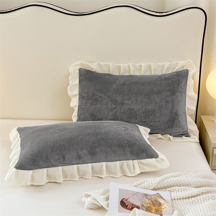 91家纺网 家纺一手货源 找家纺 梦舒羽 2025A类新款牛奶绒花枕套边单人宿舍法兰绒枕头套珊瑚绒枕芯套 经典灰