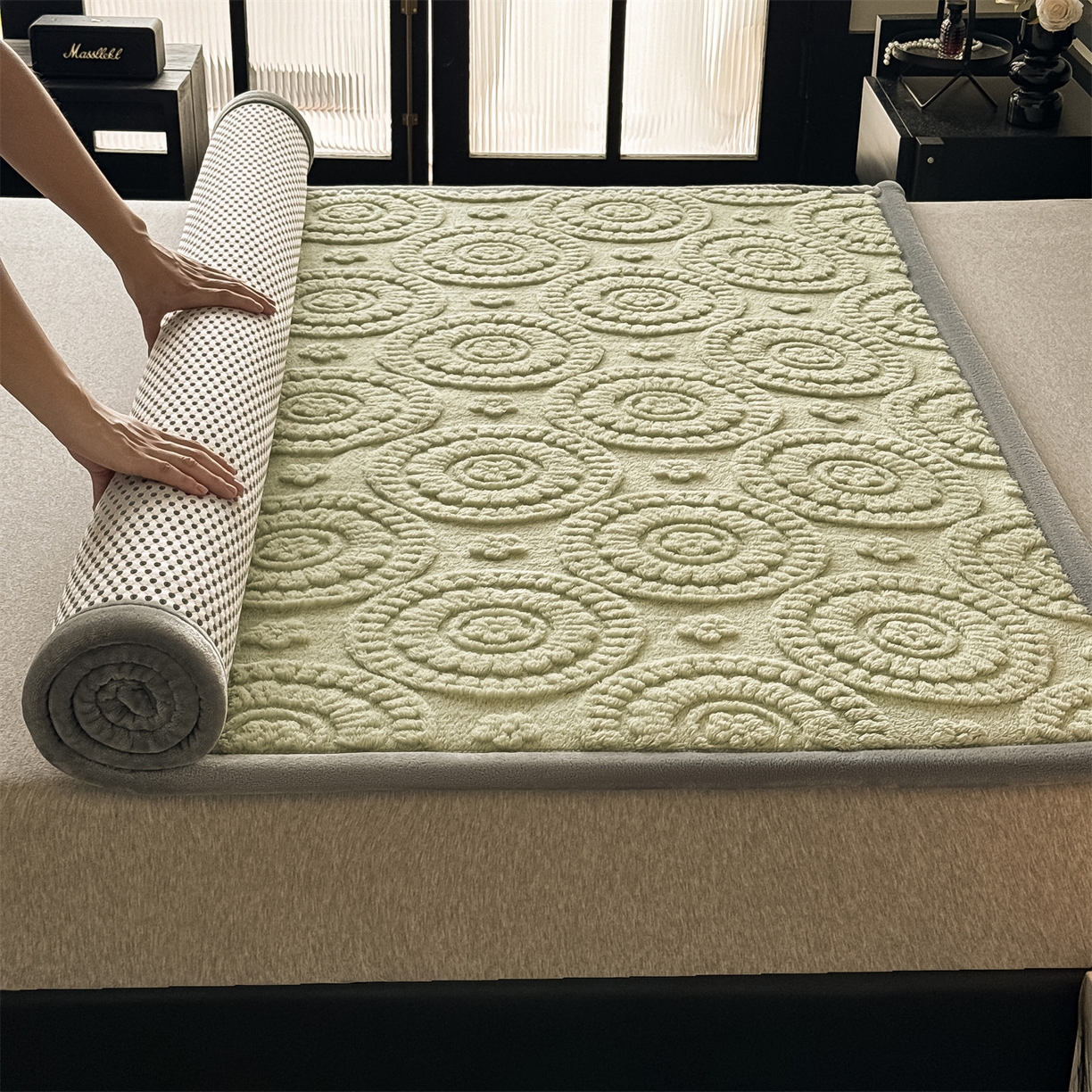 91家纺网 家纺一手货源 找家纺 鑫姿席业 2025新款5D雕花绒床褥垫床垫 饼干花-绿