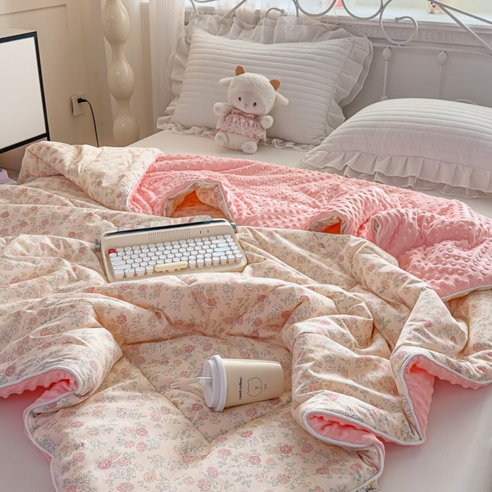 91家纺网 家纺一手货源 找家纺 （总）青螺家纺 2025新款高密全棉嵌绳宝宝绒春秋豆豆被 支持定制花色和冬被 有量来门市优惠