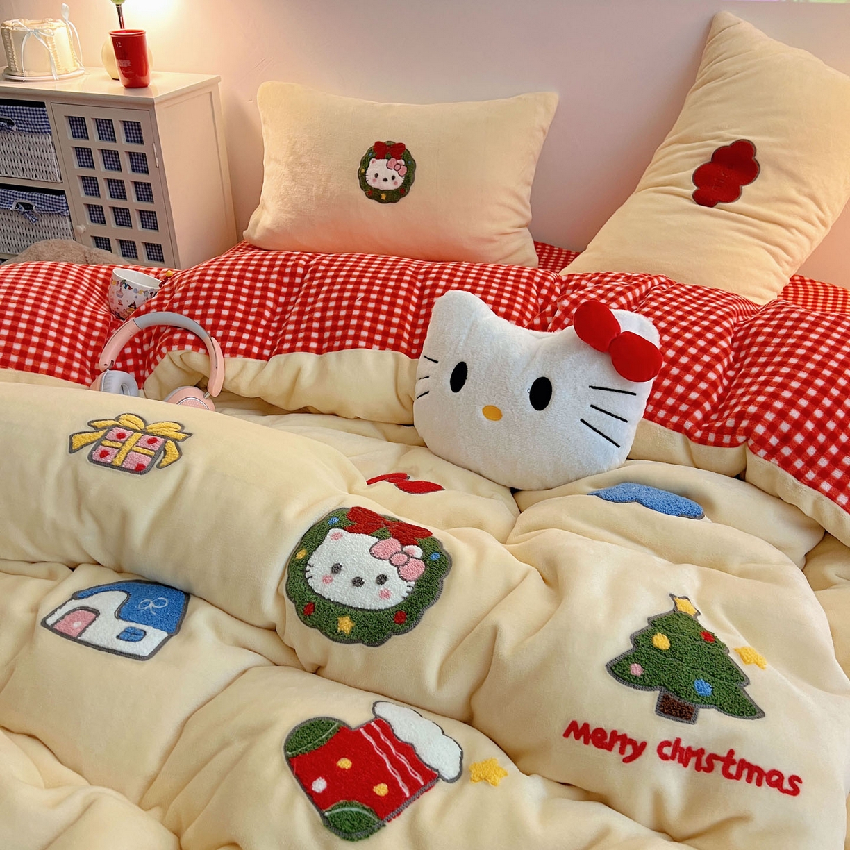 91家纺网 家纺一手货源 找家纺 （总）盼季家纺 2025新款卡通毛巾绣牛奶绒保暖四件套