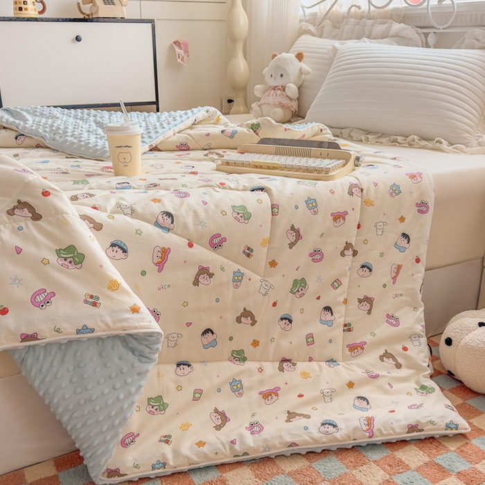 91家纺网 家纺一手货源 找家纺 青螺家纺 2025新款高密全棉嵌绳宝宝绒春秋豆豆被 支持定制花色和冬被 有量来门市优惠 调皮小新