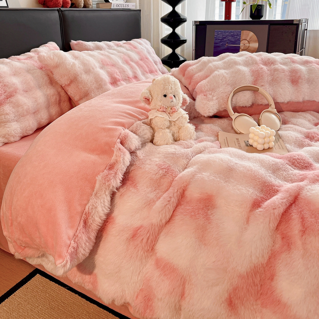 91家纺网 家纺一手货源 找家纺 （总）凯洛奇 2025新款兔毛绒四件套牛奶绒四件套大泡泡兔毛四件套