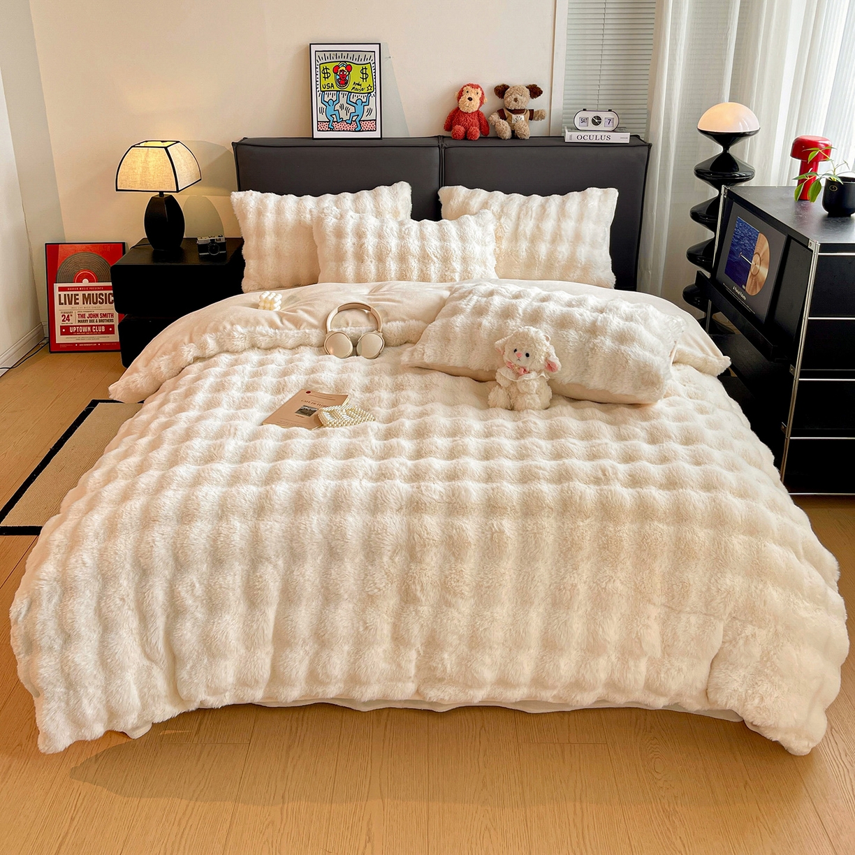 91家纺网 家纺一手货源 找家纺 凯洛奇 2025新款兔毛绒四件套牛奶绒四件套大泡泡兔毛四件套 奶油白