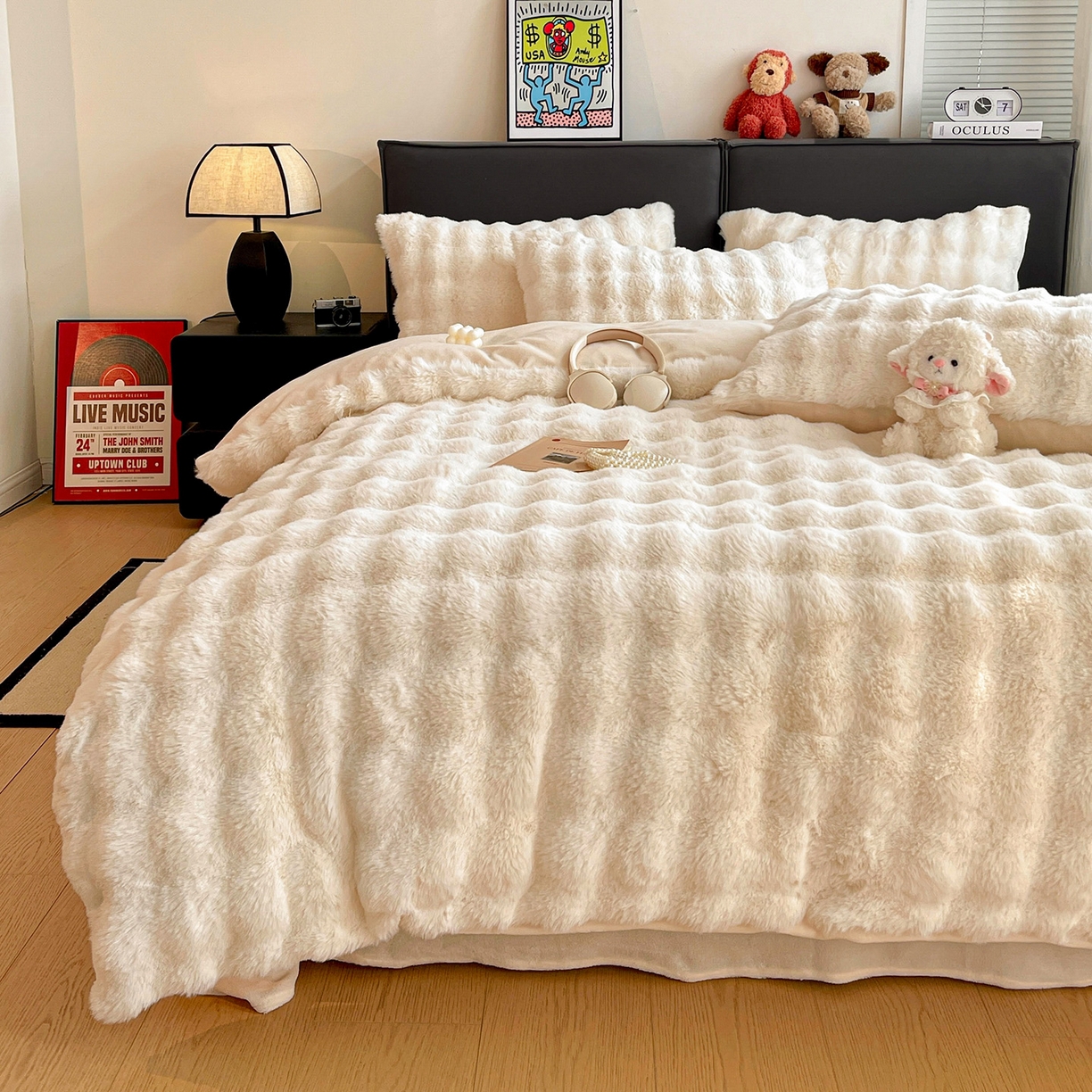 91家纺网 家纺一手货源 找家纺 凯洛奇 2025新款兔毛绒四件套牛奶绒四件套大泡泡兔毛四件套 奶油白