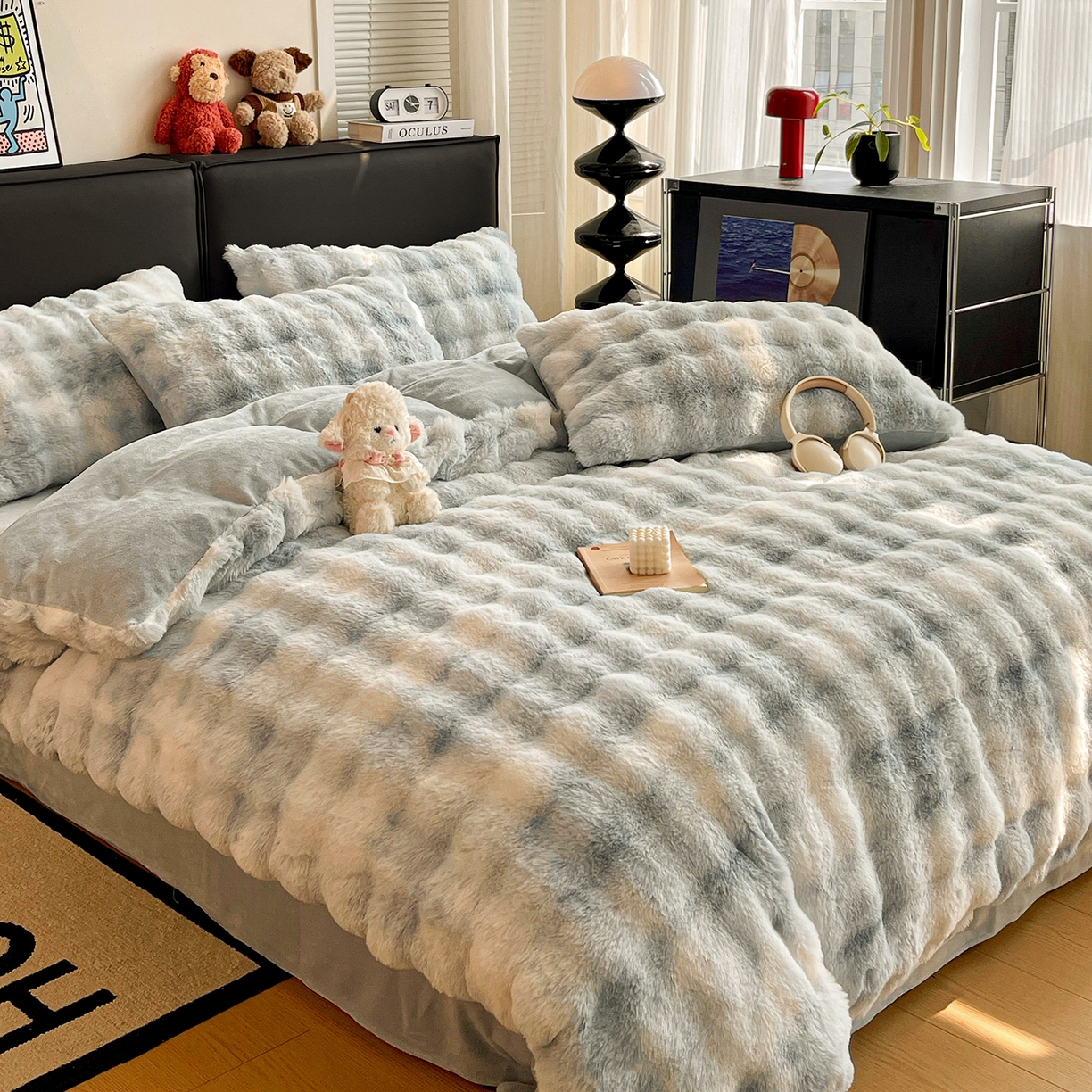 91家纺网 家纺一手货源 找家纺 凯洛奇 2025新款兔毛绒四件套牛奶绒四件套大泡泡兔毛四件套 迷雾幻境-蓝