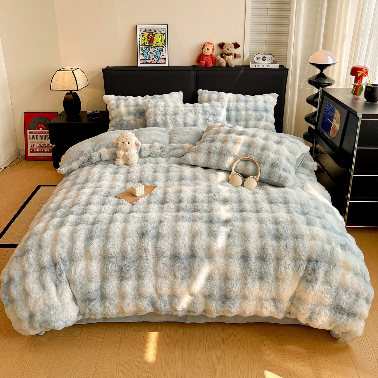 91家纺网 家纺一手货源 找家纺 凯洛奇 2025新款兔毛绒四件套牛奶绒四件套大泡泡兔毛四件套 迷雾幻境-蓝