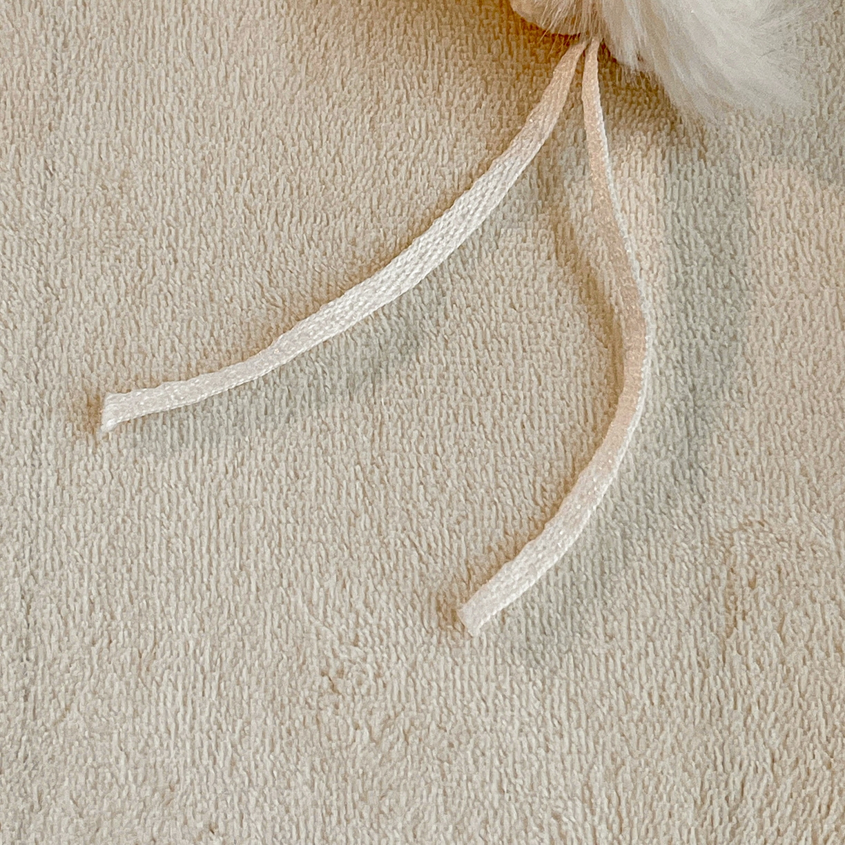 91家纺网 家纺一手货源 找家纺 凯洛奇 2025新款兔毛绒四件套牛奶绒四件套大泡泡兔毛四件套 奶油白