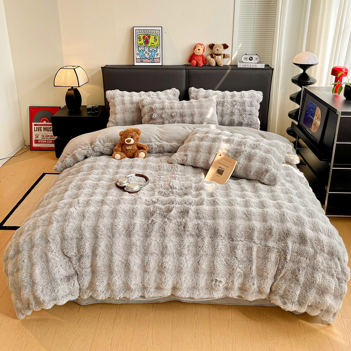 91家纺网 家纺一手货源 找家纺 凯洛奇 2025新款兔毛绒四件套牛奶绒四件套大泡泡兔毛四件套 月光灰