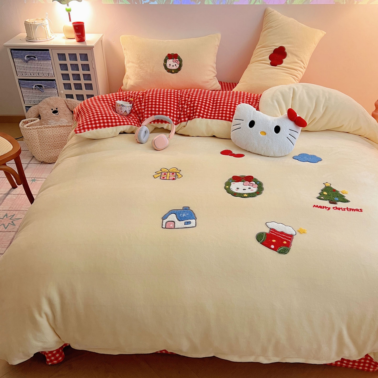 91家纺网 家纺一手货源 找家纺 （总）盼季家纺 2025新款卡通毛巾绣牛奶绒保暖四件套