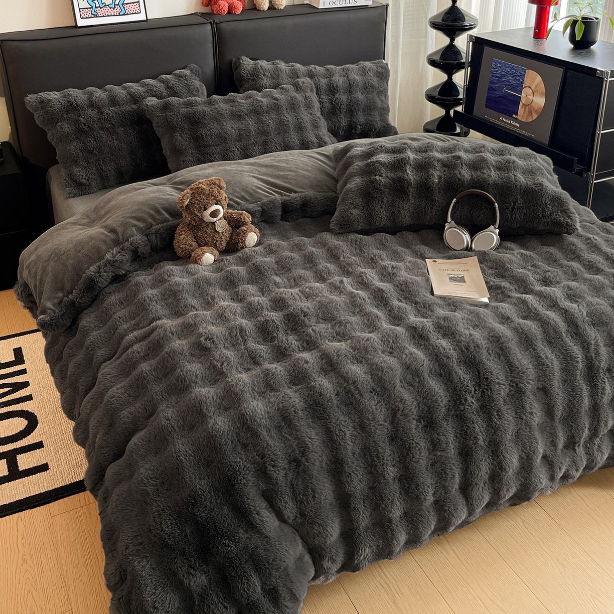 91家纺网 家纺一手货源 找家纺 凯洛奇 2025新款兔毛绒四件套牛奶绒四件套大泡泡兔毛四件套 暗夜灰