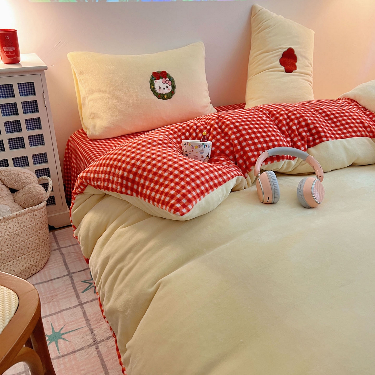 91家纺网 家纺一手货源 找家纺 （总）盼季家纺 2025新款卡通毛巾绣牛奶绒保暖四件套