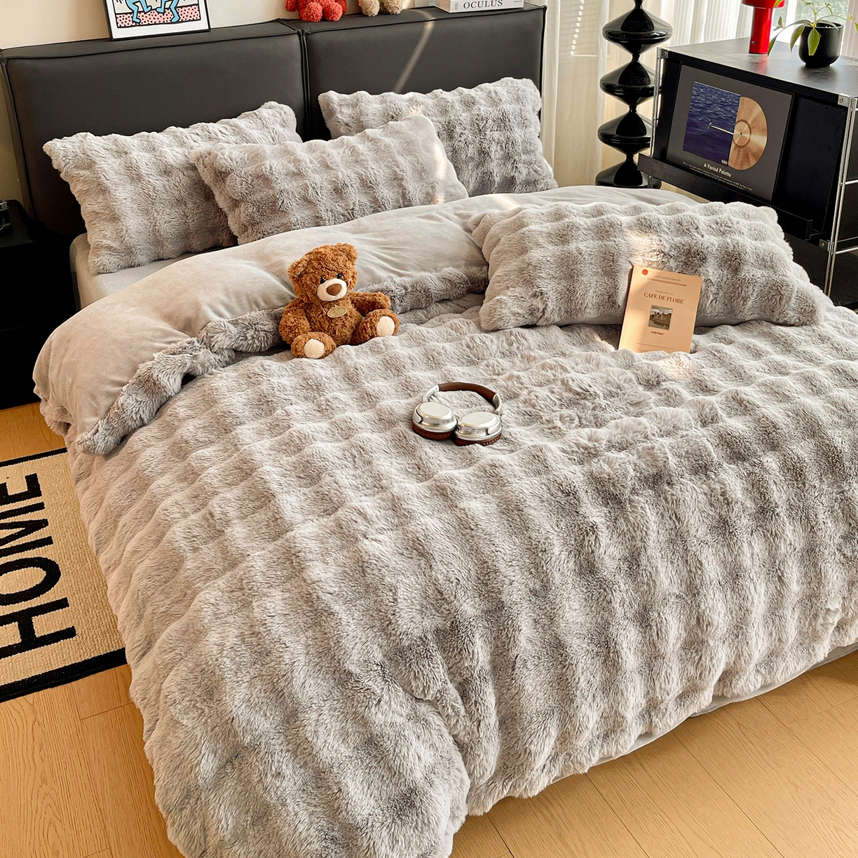 91家纺网 家纺一手货源 找家纺 凯洛奇 2025新款兔毛绒四件套牛奶绒四件套大泡泡兔毛四件套 月光灰