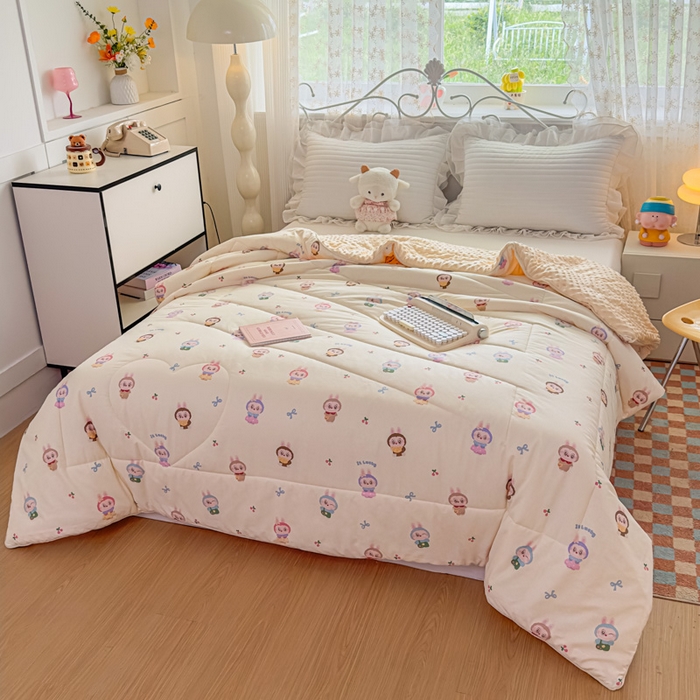 91家纺网 家纺一手货源 找家纺 青螺家纺 2025新款高密全棉嵌绳宝宝绒春秋豆豆被 支持定制花色和冬被 有量来门市优惠 可爱布布 米