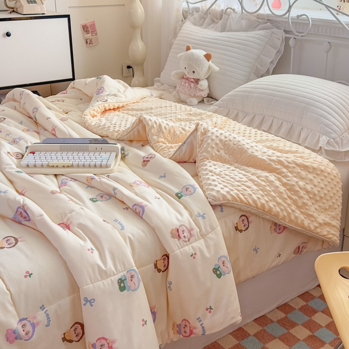 91家纺网 家纺一手货源 找家纺 青螺家纺 2025新款高密全棉嵌绳宝宝绒春秋豆豆被 支持定制花色和冬被 有量来门市优惠 可爱布布 米