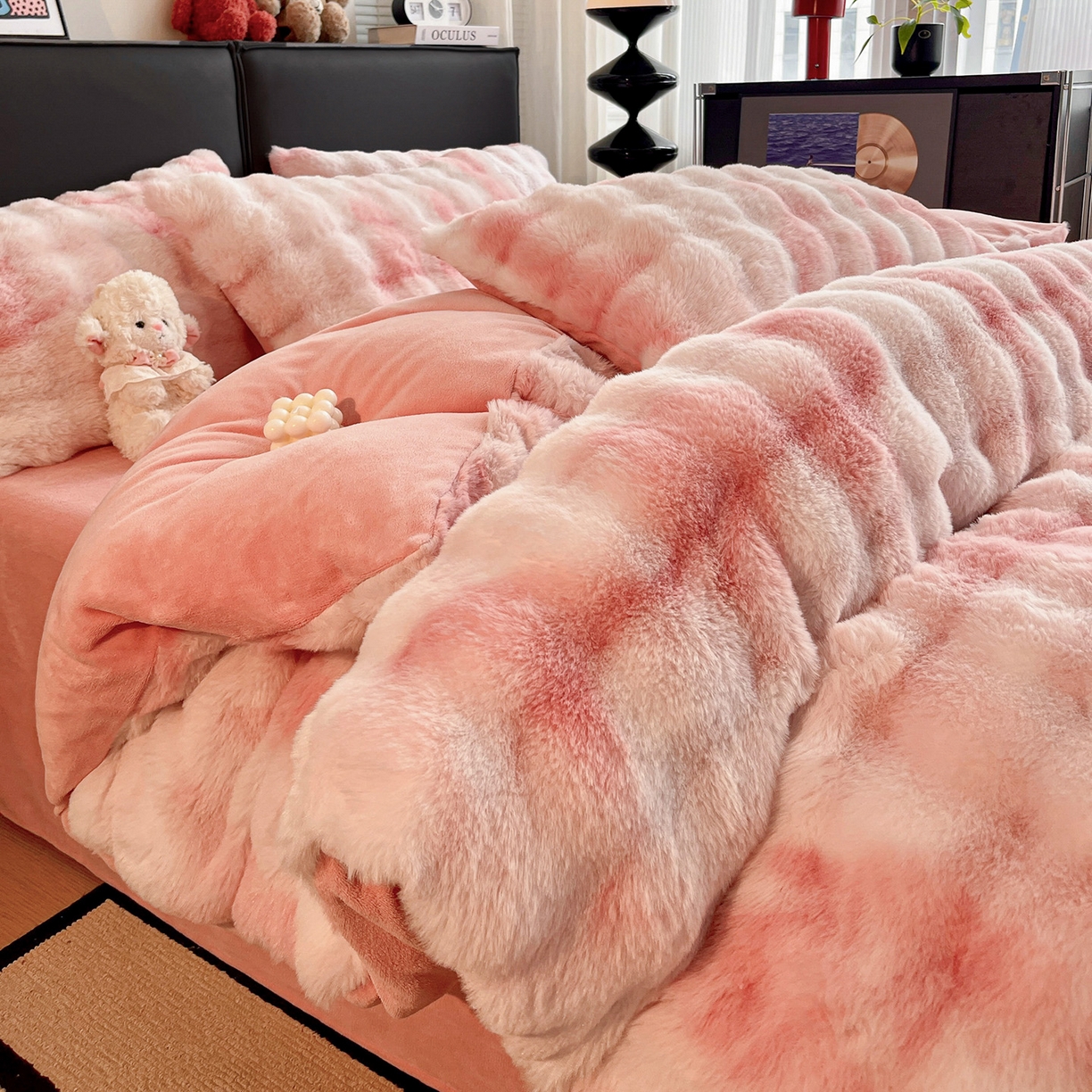 91家纺网 家纺一手货源 找家纺 （总）凯洛奇 2025新款兔毛绒四件套牛奶绒四件套大泡泡兔毛四件套