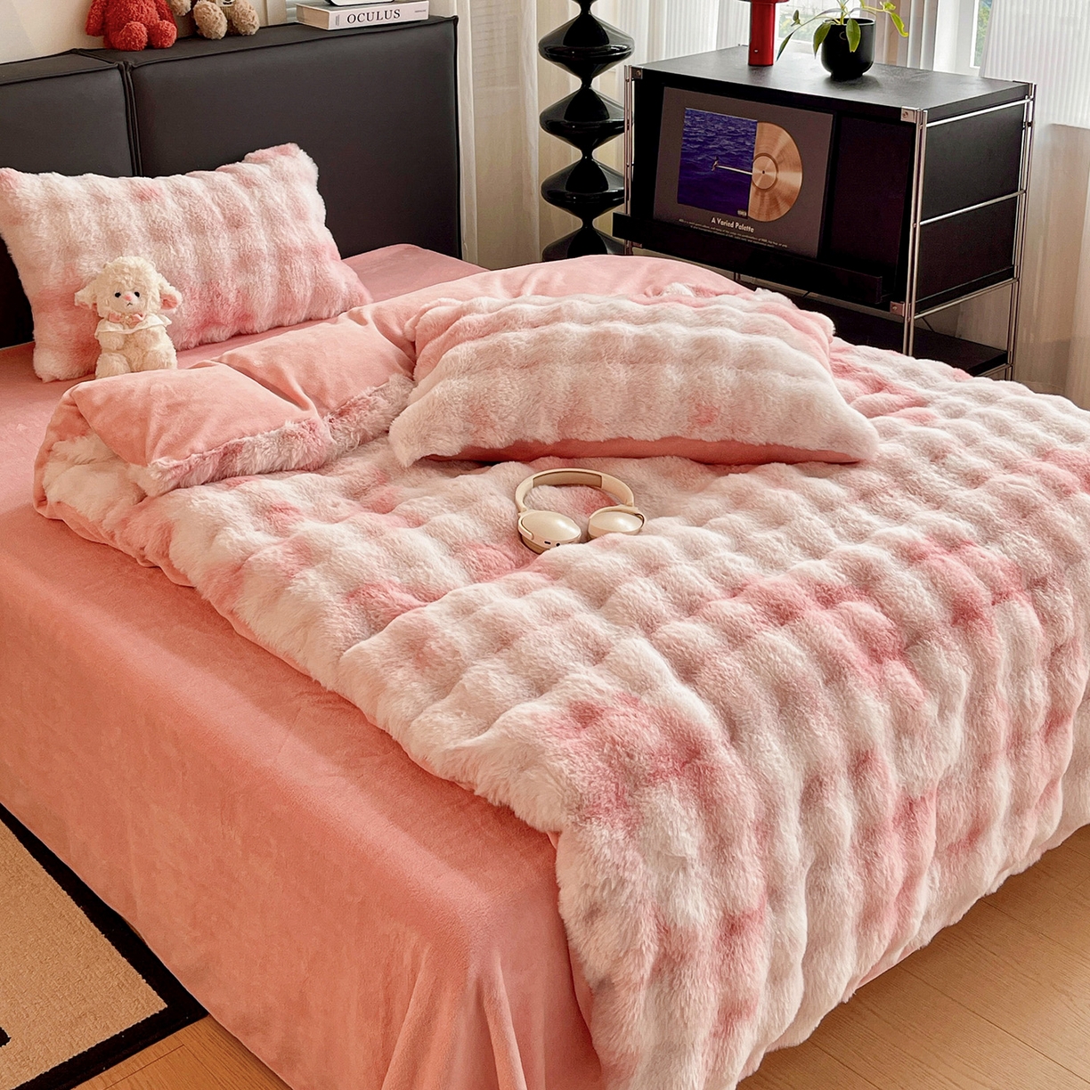 91家纺网 家纺一手货源 找家纺 （总）凯洛奇 2025新款兔毛绒四件套牛奶绒四件套大泡泡兔毛四件套