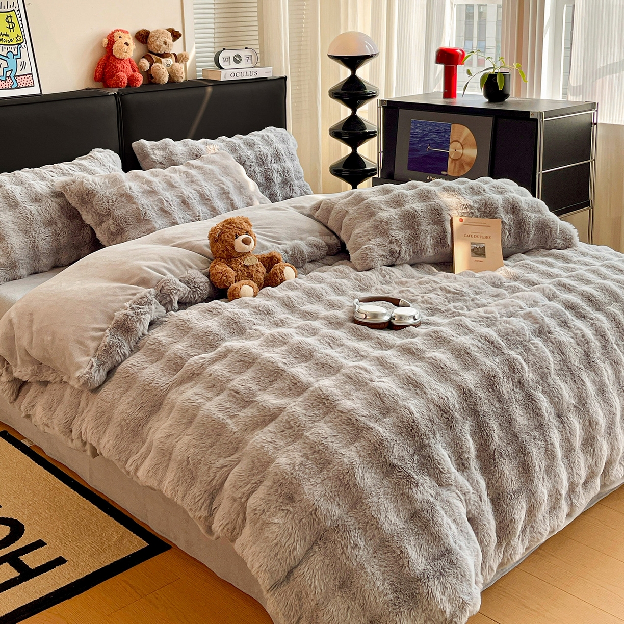 91家纺网 家纺一手货源 找家纺 凯洛奇 2025新款兔毛绒四件套牛奶绒四件套大泡泡兔毛四件套 月光灰