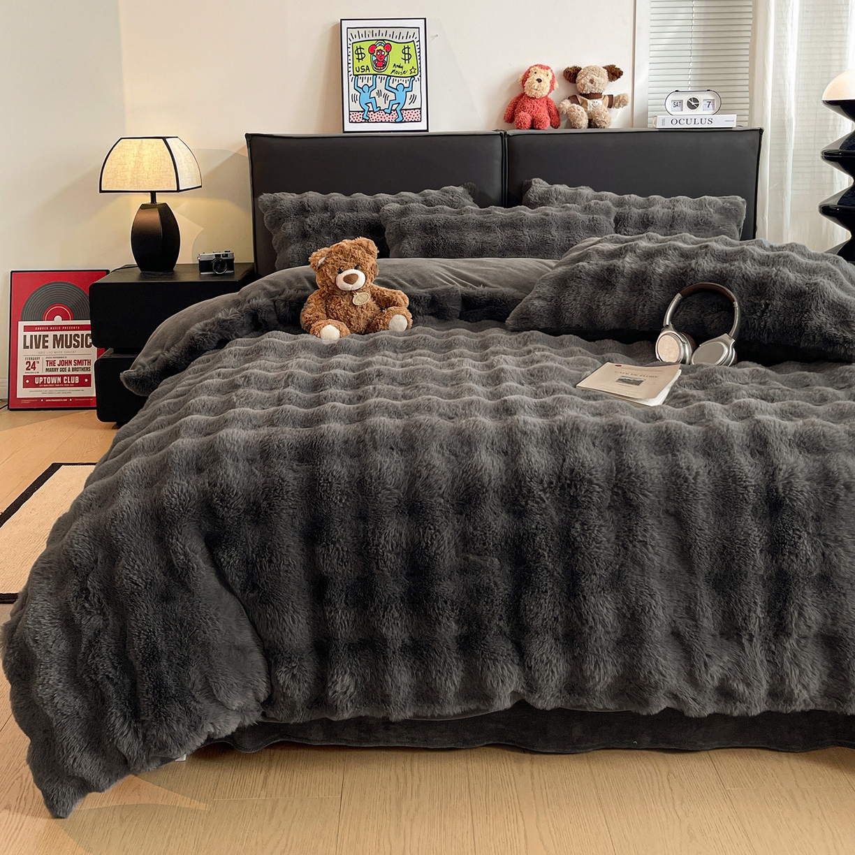 91家纺网 家纺一手货源 找家纺 凯洛奇 2025新款兔毛绒四件套牛奶绒四件套大泡泡兔毛四件套 暗夜灰