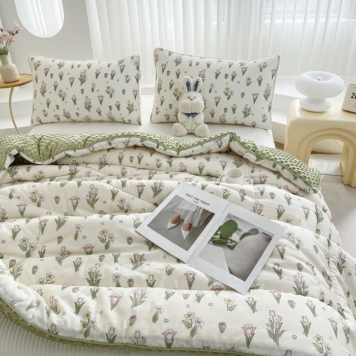 91家纺网 家纺一手货源 找家纺 青螺家纺 2025新款高密全棉嵌绳宝宝绒春秋豆豆被 支持定制花色和冬被 有量来门市优惠 郁金香