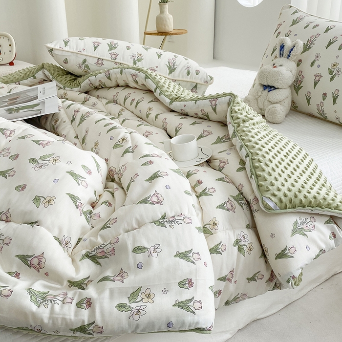 91家纺网 家纺一手货源 找家纺 青螺家纺 2025新款高密全棉嵌绳宝宝绒春秋豆豆被 支持定制花色和冬被 有量来门市优惠 郁金香