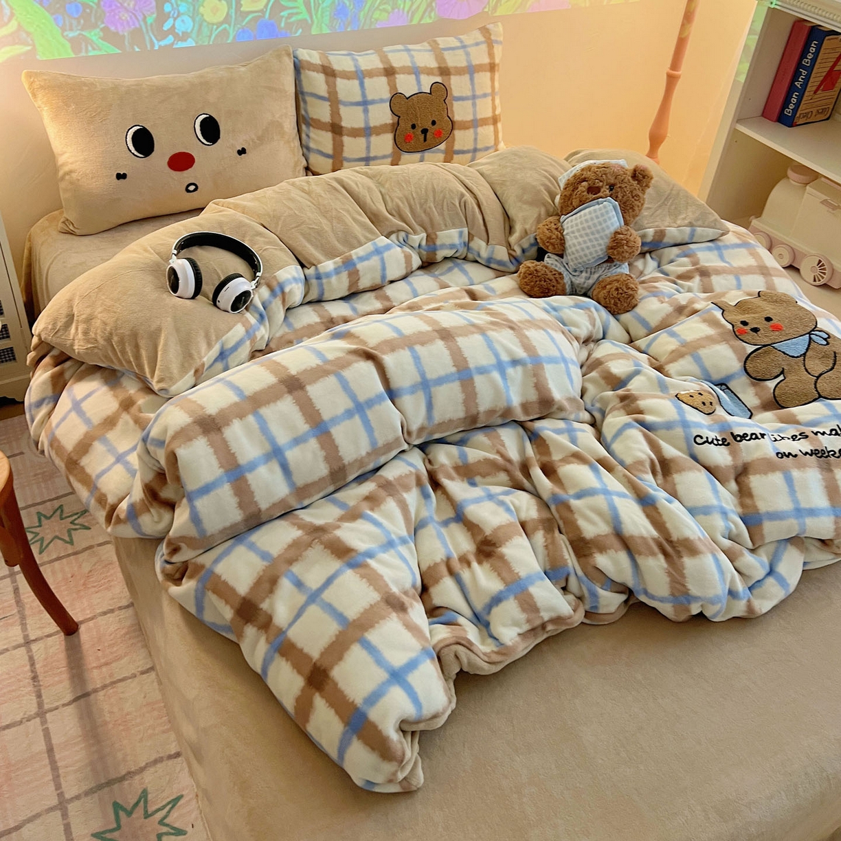 91家纺网 家纺一手货源 找家纺 （总）盼季家纺 2025新款卡通毛巾绣牛奶绒保暖四件套