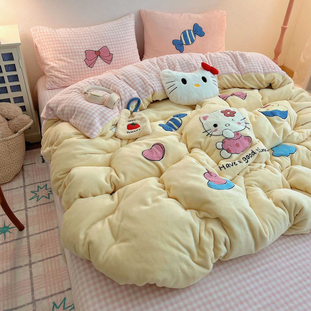 盼季家纺 2025新款卡通毛巾绣牛奶绒保暖四件套 牛奶绒毛巾绣-喵喵蛋糕