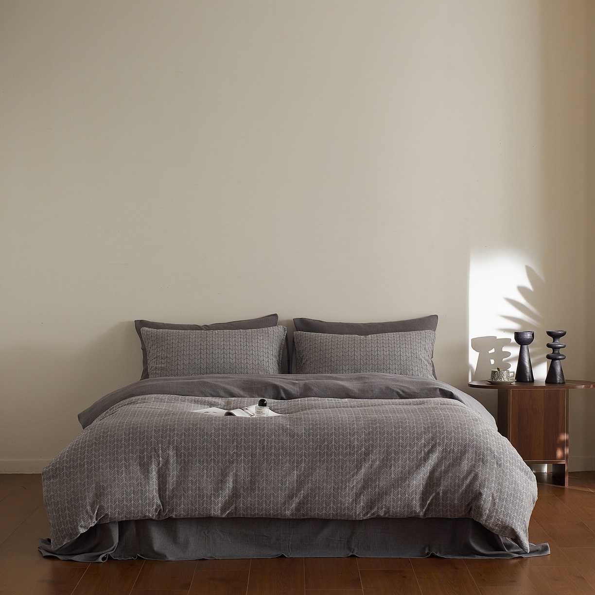 91家纺网 家纺一手货源 找家纺 XIWEN-希文家纺 2025新款秋冬60支全棉水洗色织大提花四件套 简森