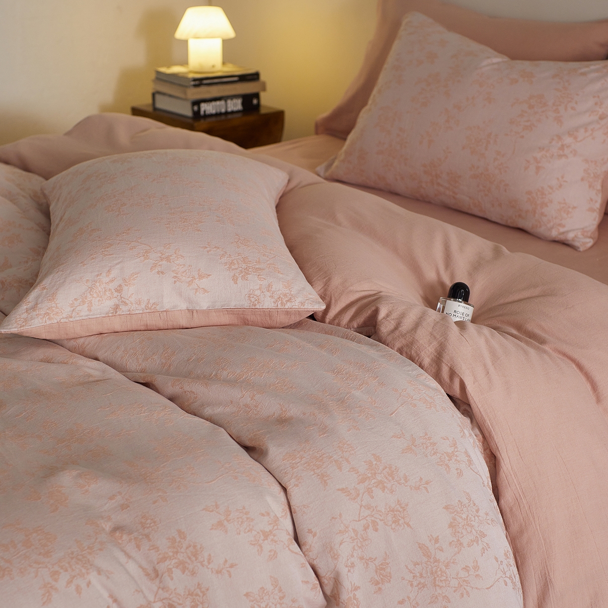 91家纺网 家纺一手货源 找家纺 XIWEN-希文家纺 2025新款秋冬60支全棉水洗色织大提花四件套 暮色粉