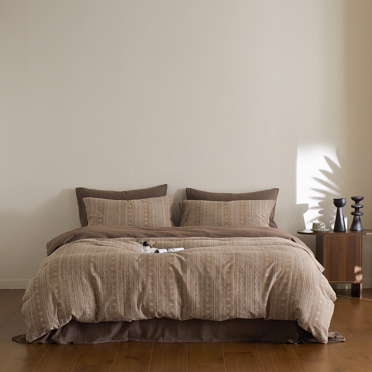 91家纺网 家纺一手货源 找家纺 XIWEN-希文家纺 2025新款秋冬60支全棉水洗色织大提花四件套 波西